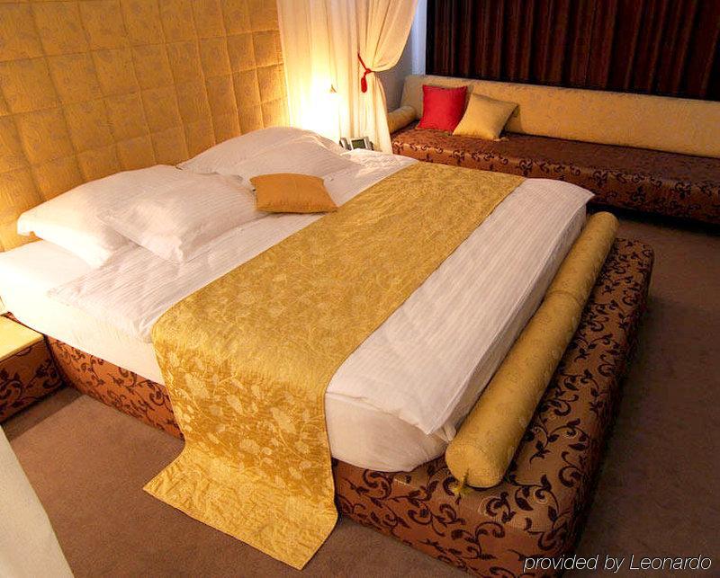 Hotel Merona SJJ Extérieur photo