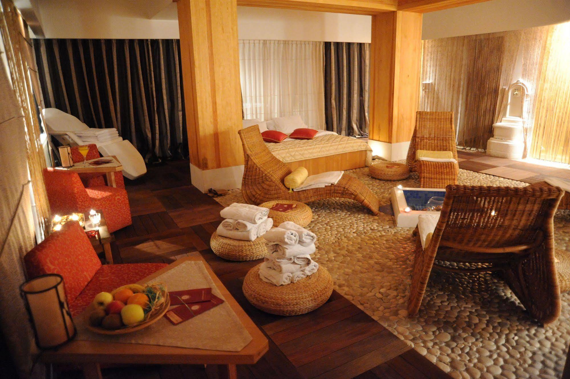 Hotel Merona SJJ Extérieur photo