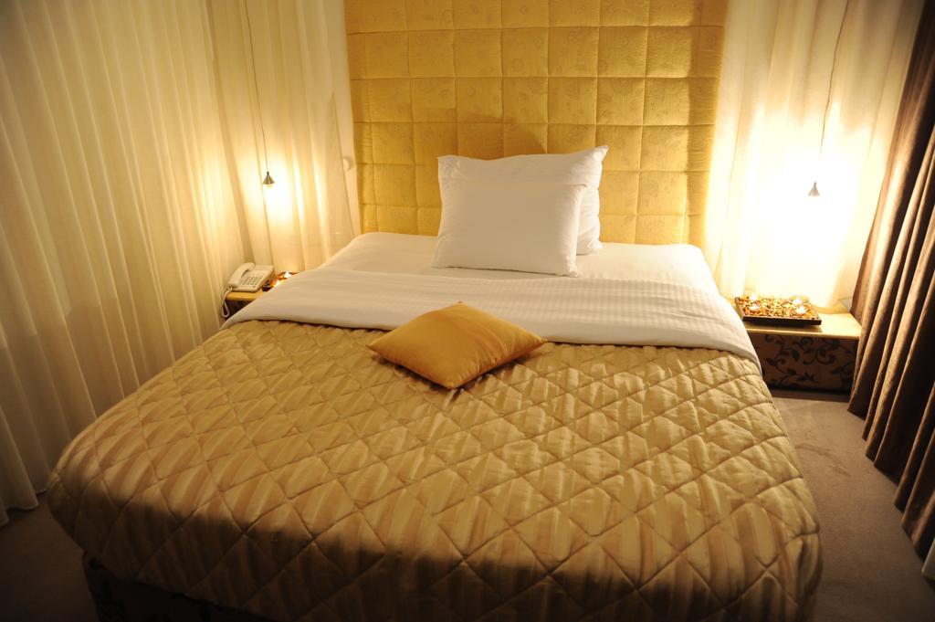 Hotel Merona SJJ Extérieur photo