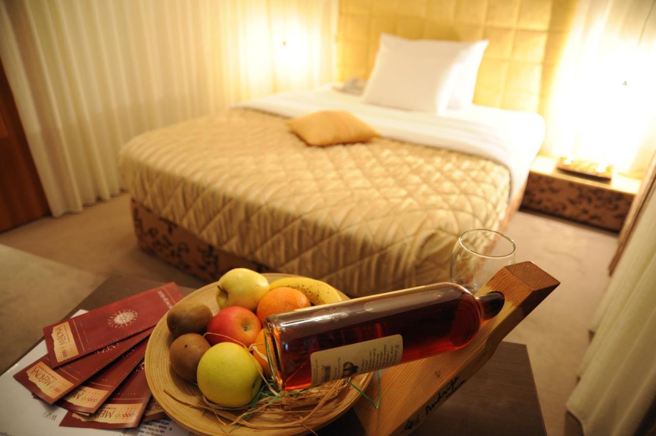 Hotel Merona SJJ Extérieur photo